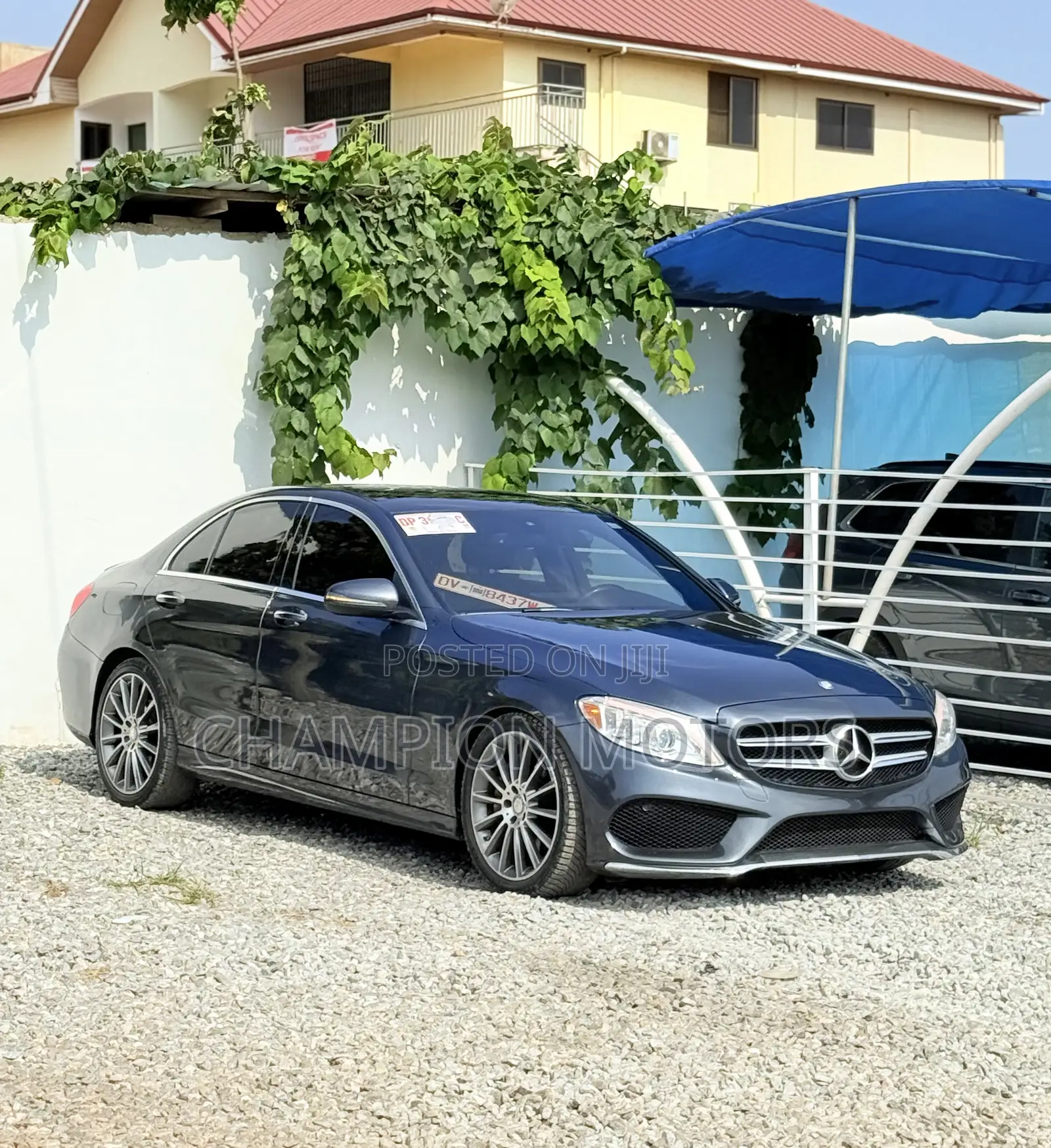 Mercedes-Benz C300 2016 Black