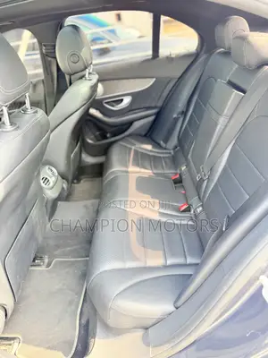 Mercedes-Benz C300 2016 Black