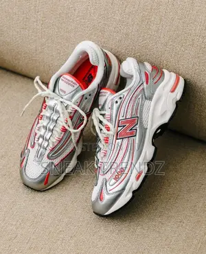New Balance 1000 Red Silver N White
