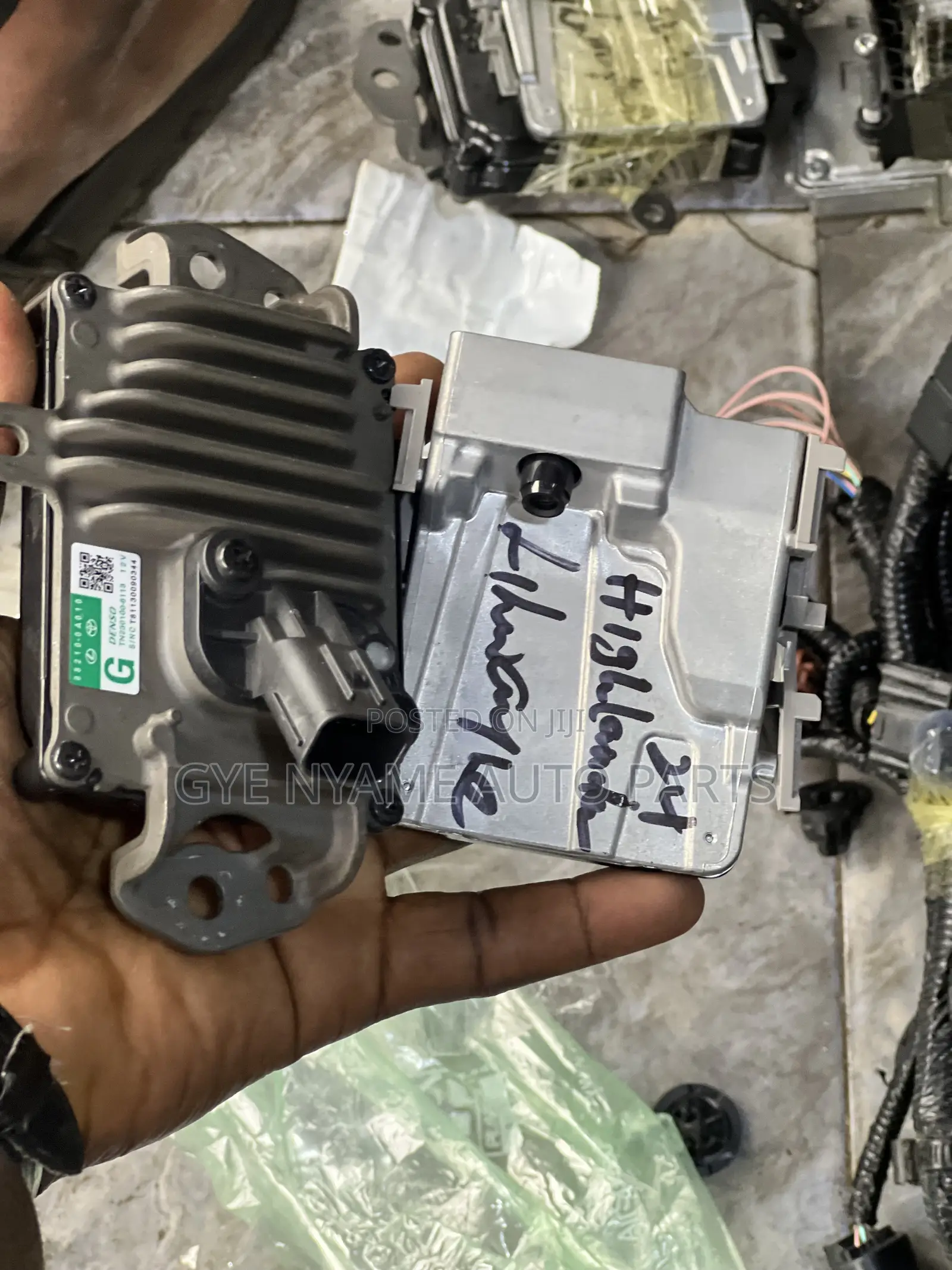 Toyota Highlander 2023 Radar Pair