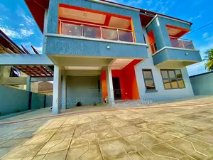4bdrm House in Haatso, Antis for sale