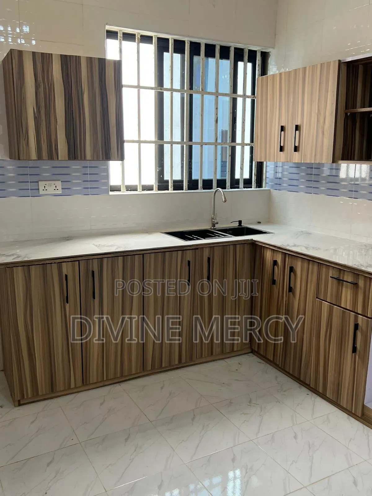 3bdrm Bungalow in Adade Kasoa, Awutu Senya East Municipal for sale