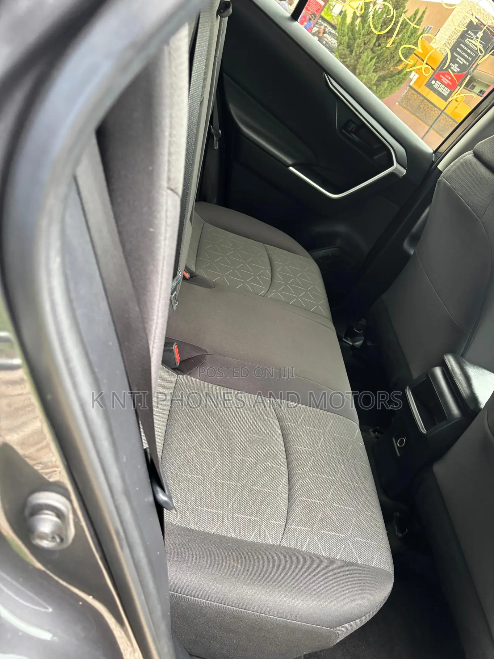 Toyota RAV4 Limited 2022 Gray