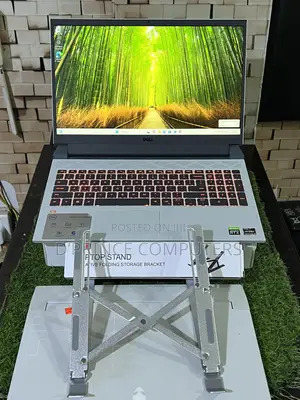 Laptop Dell G15 5535 16GB AMD Ryzen 7 SSD 512GB