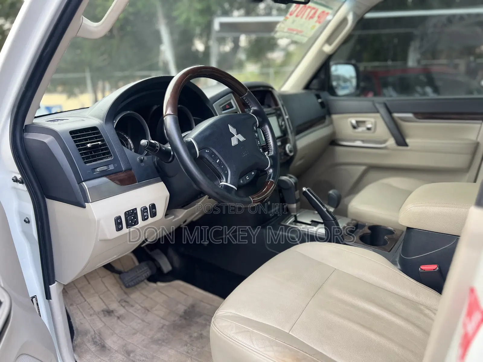 Mitsubishi Pajero V80 3.8 V6 GLS 2020 White