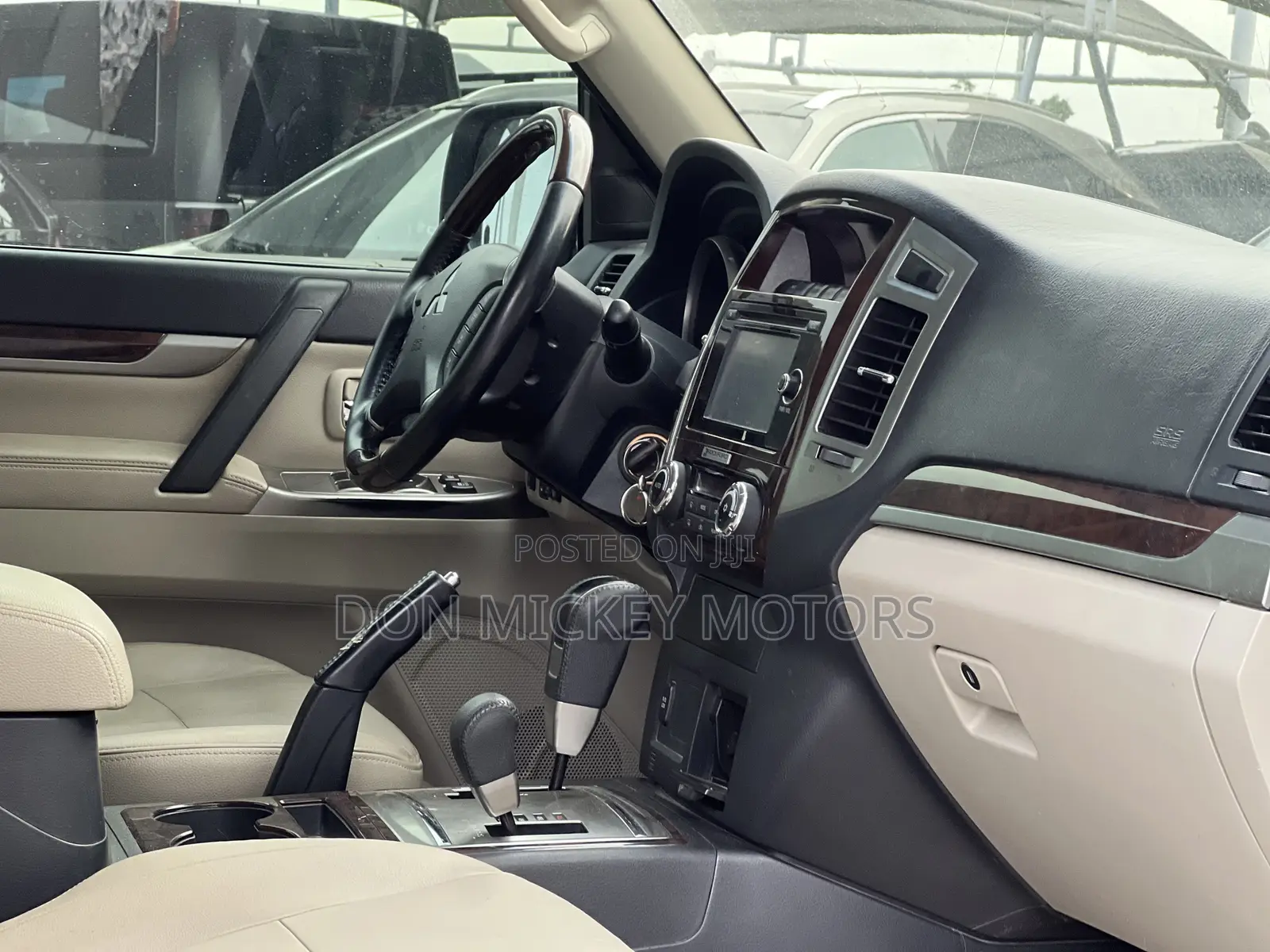 Mitsubishi Pajero V80 3.8 V6 GLS 2020 White