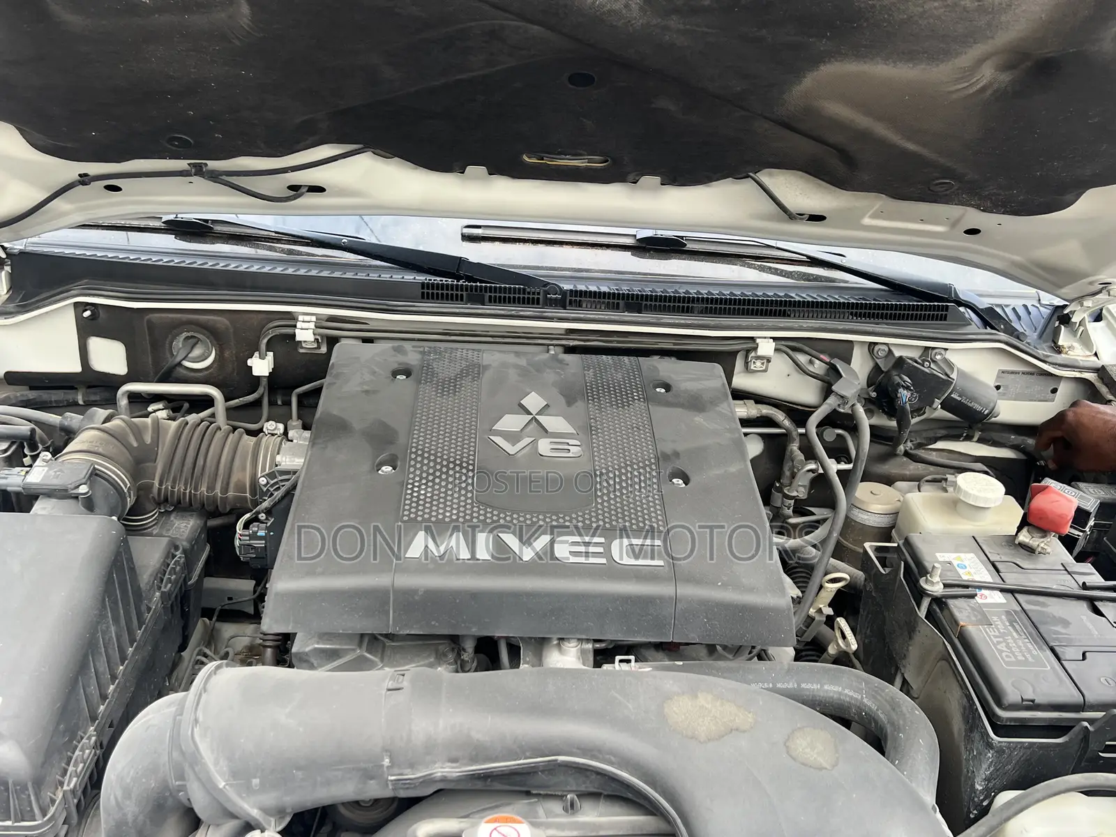 Mitsubishi Pajero V80 3.8 V6 GLS 2020 White