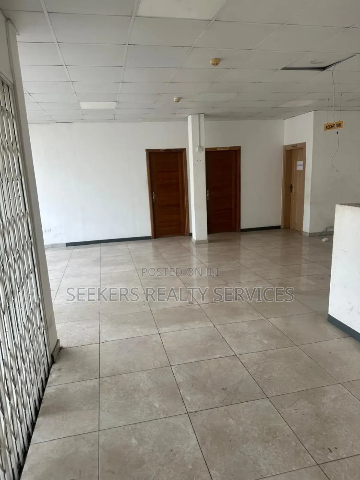 Office Space or Showroom for Rent at Ringroad