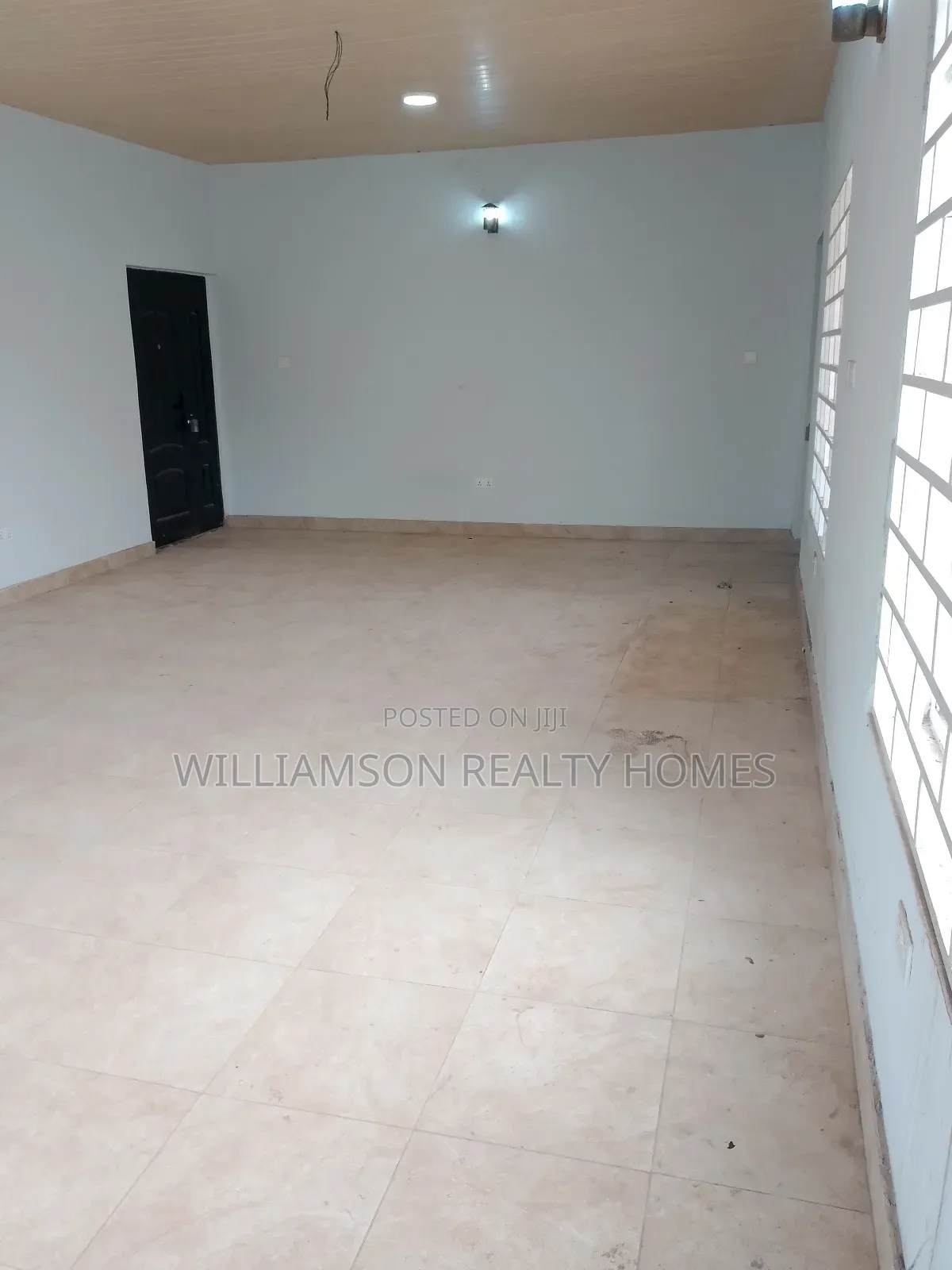 5bdrm House in Community 18 Area, Spintex for rent