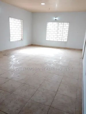 5bdrm House in Community 18 Area, Spintex for rent