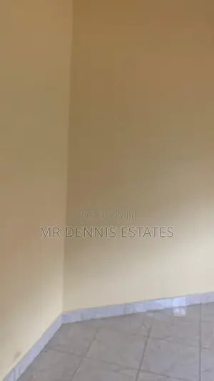 5bdrm Apartment in Tuba, Toll Booth for rent