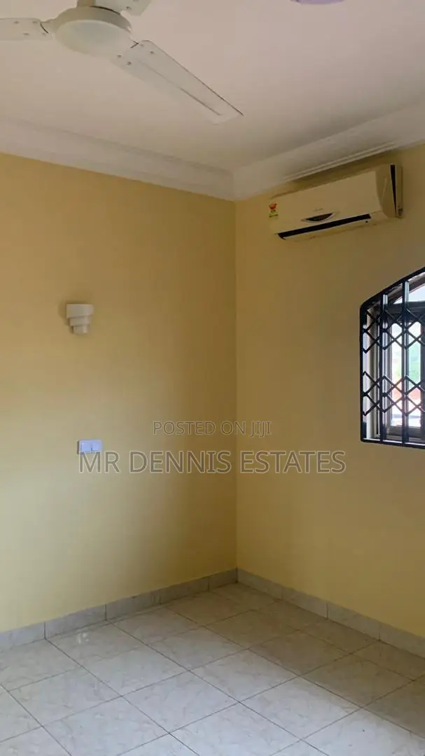 5bdrm Apartment in Tuba, Toll Booth for rent