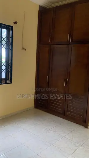 5bdrm Apartment in Tuba, Toll Booth for rent
