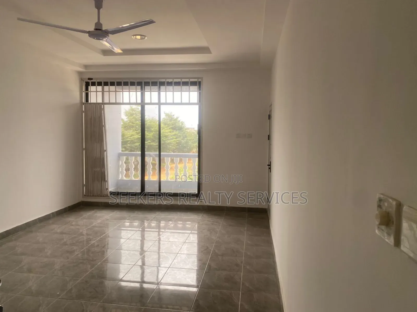 3bdrm Townhouse/Terrace in Seekers Realty, Accra Metropolitan for sale