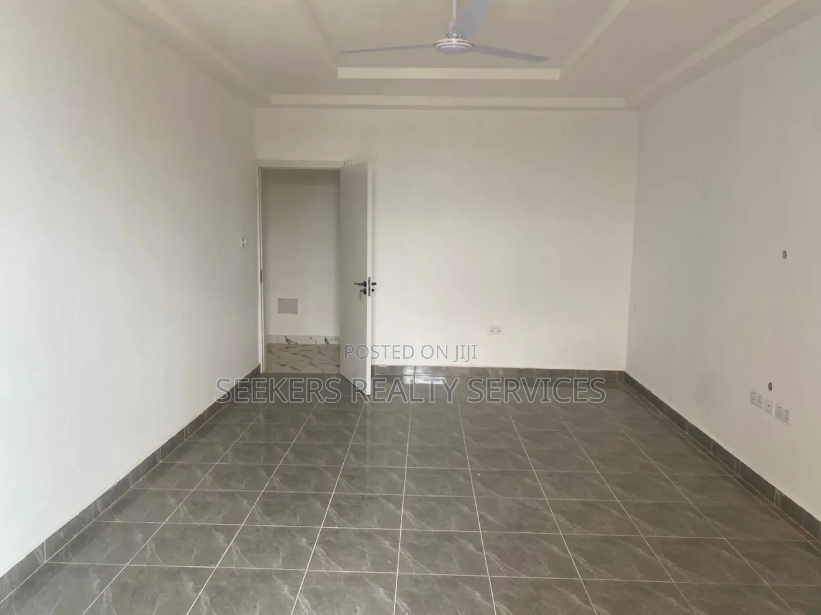 3bdrm Townhouse/Terrace in Seekers Realty, Accra Metropolitan for sale