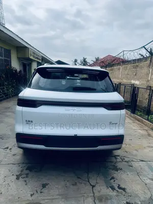 New BYD Song Pro DM-i 2025 White