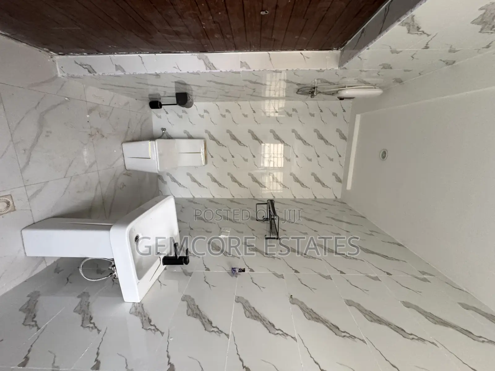4bdrm House in East Legon Hills, Ashaley Botwe for sale