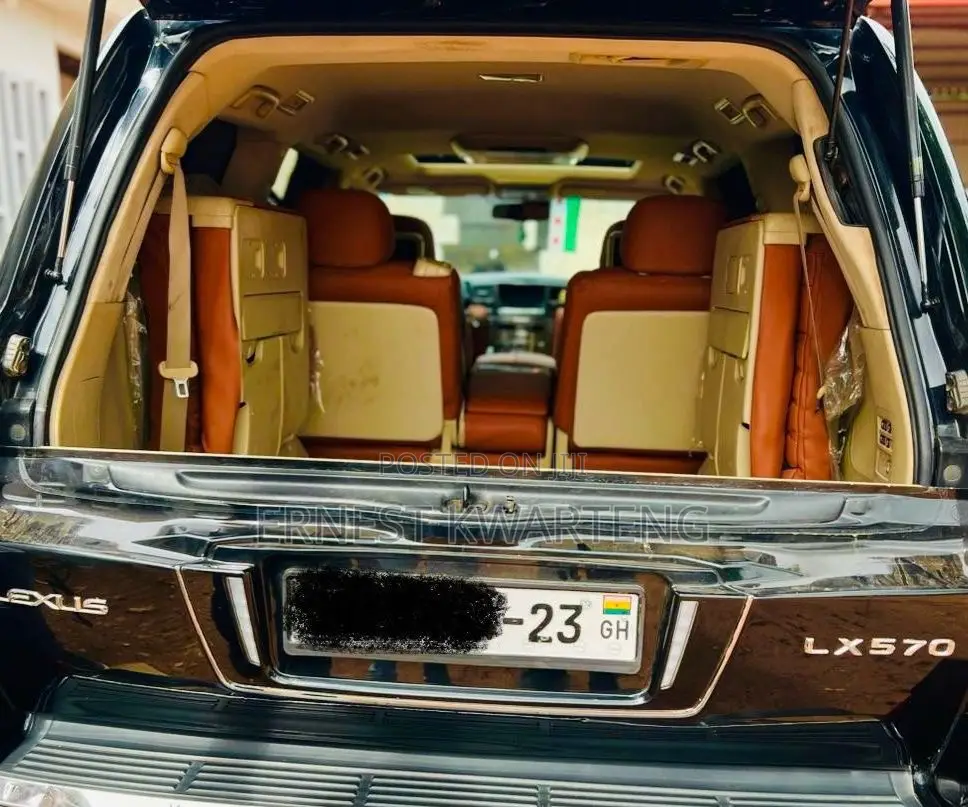 Lexus LX 570 2011 Black