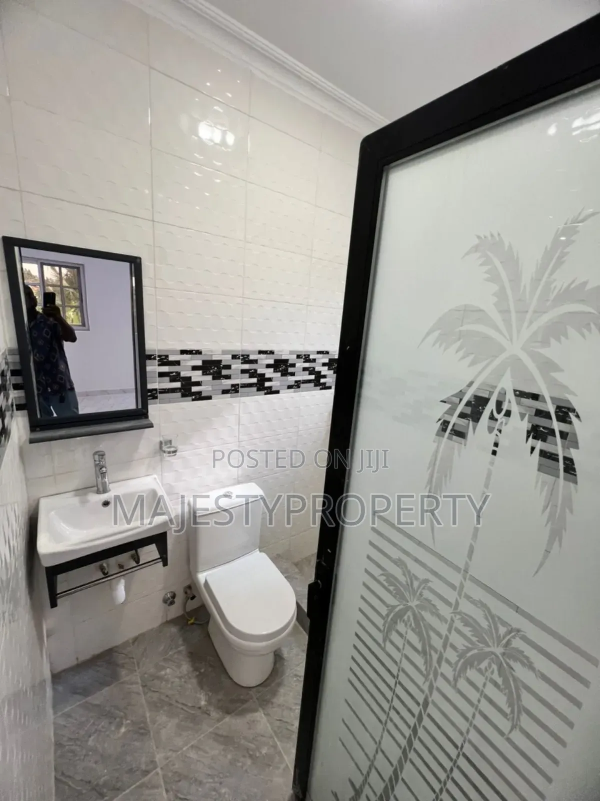 2bdrm Apartment in Shell Signboard, Spintex for rent