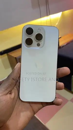 New Apple iPhone 15 Pro 128 GB Silver