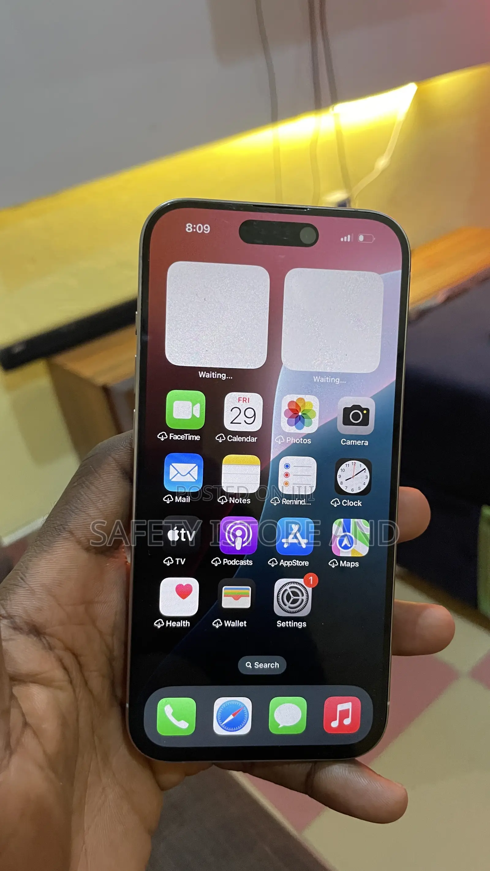 New Apple iPhone 15 Pro 128 GB Silver