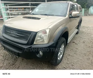 Isuzu I-Series 2008 Brown