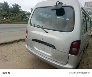 Hyundai H-100 1999 Silver