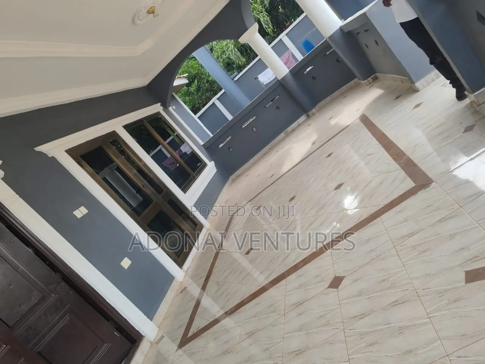 7bdrm House in Atonsu  Feyiase, Kumasi Metropolitan for sale