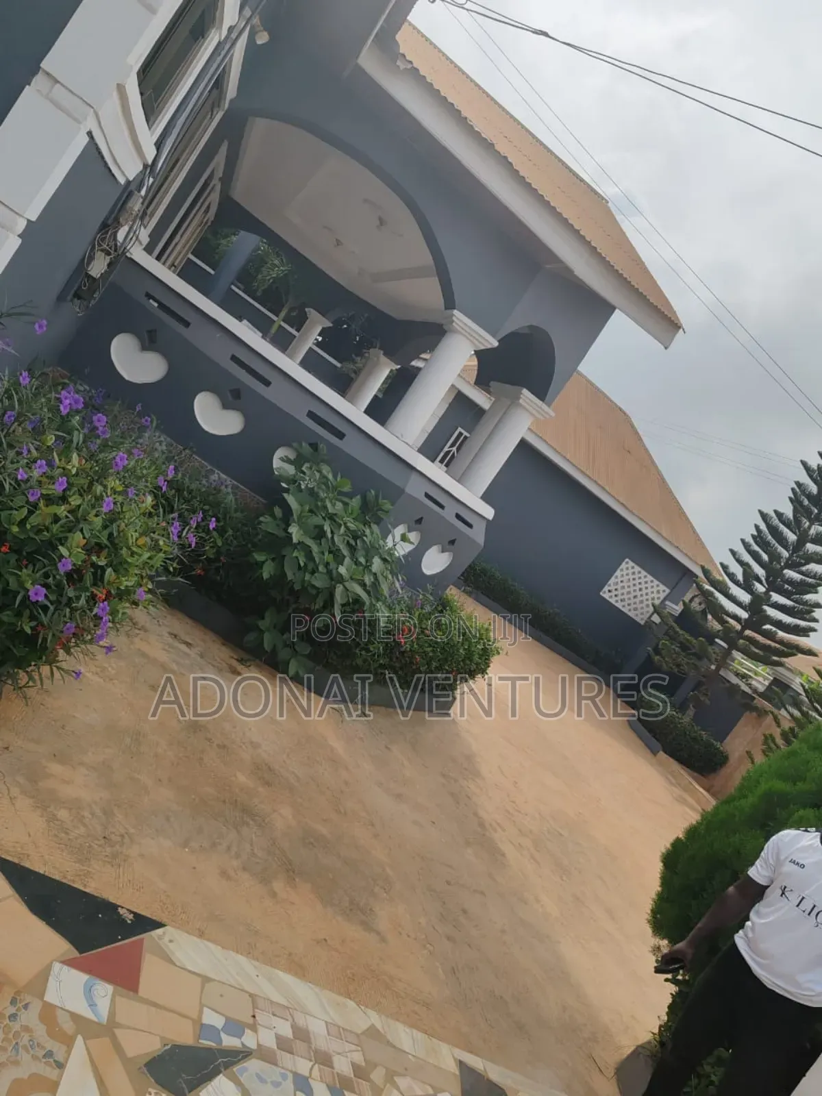 7bdrm House in Atonsu  Feyiase, Kumasi Metropolitan for sale
