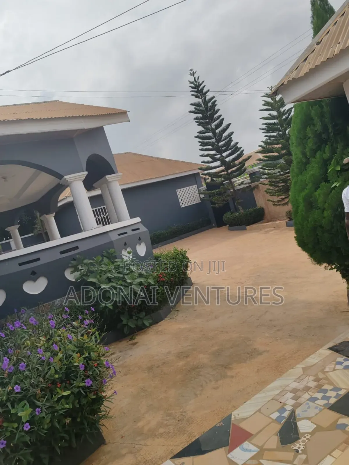 7bdrm House in Atonsu  Feyiase, Kumasi Metropolitan for sale
