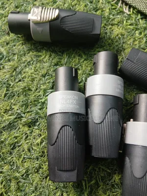 Original Speaker Speakons (Park)