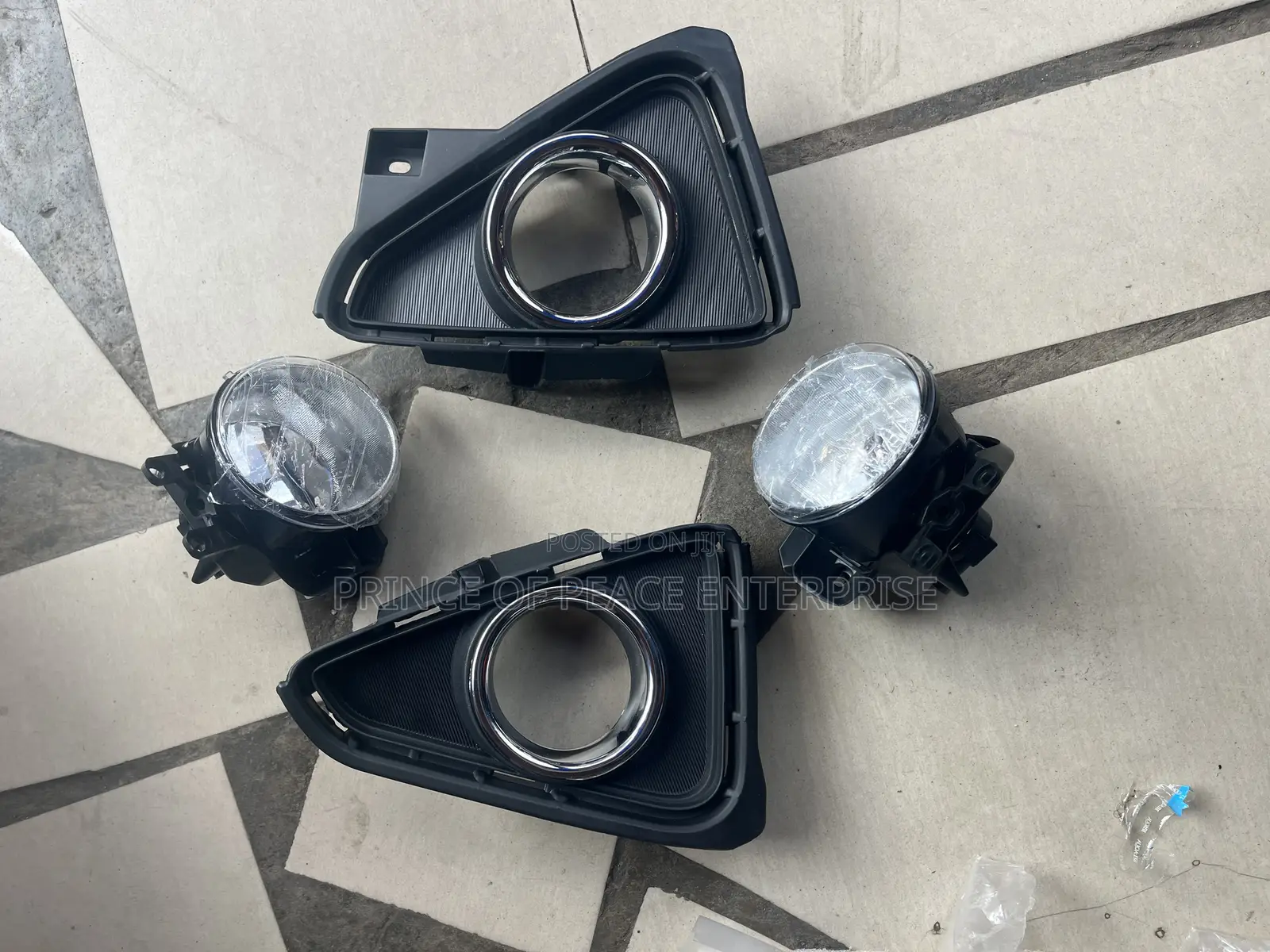 Toyota Rav4 2016 2017 2018 Foglight and Covers