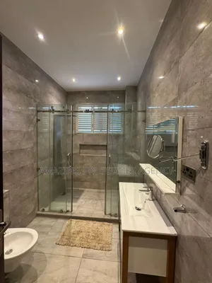5bdrm House in Ridge for sale