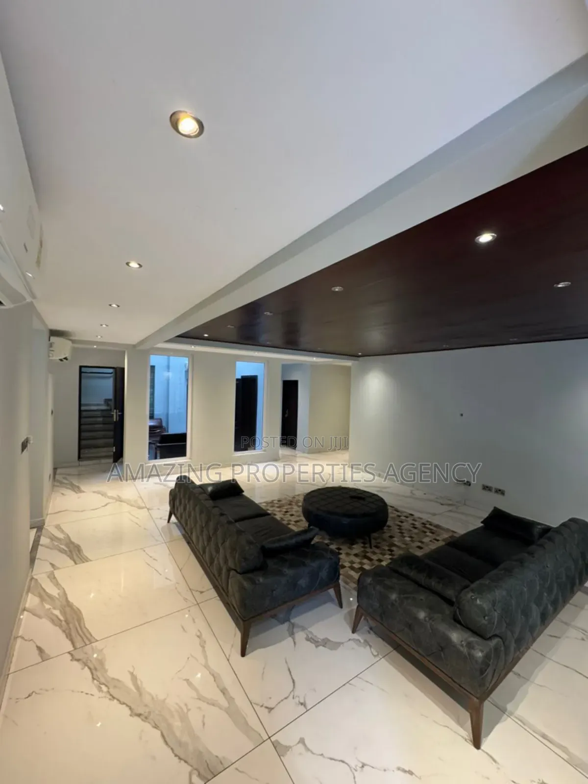 5bdrm House in Ridge for sale