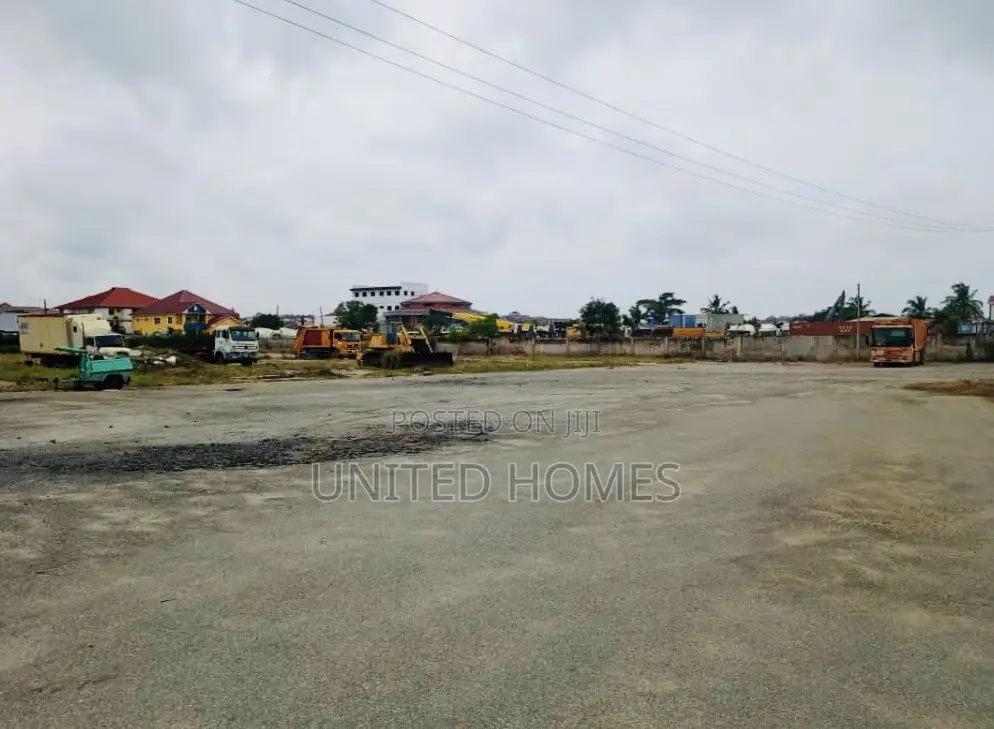 Mallam Warehouse on 4 Plot for Sale