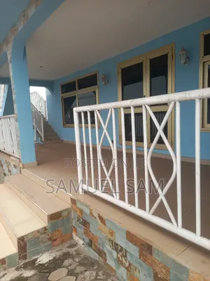4bdrm House in Tema Sakumono Com.14 for rent
