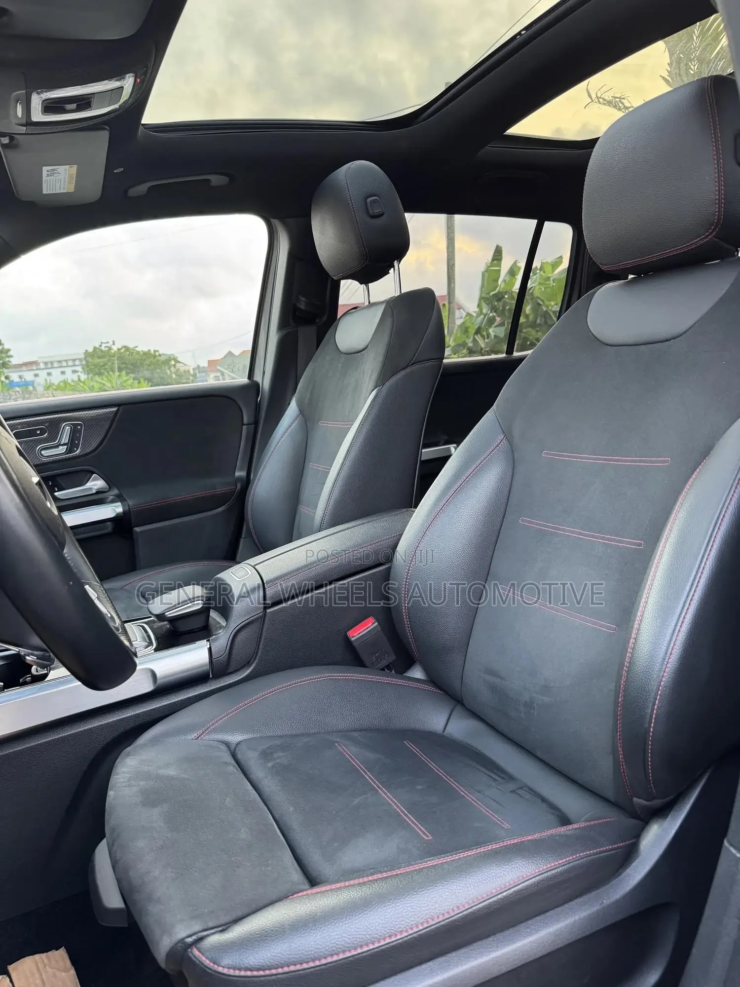 Mercedes-Benz GLB-Class GLB 250 4MATIC 2021 Gray