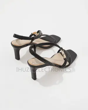 Mariner Link Sandal (Us Size 7). 100% Leather