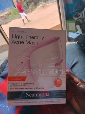 Neutrogena Light Therapy Acne Treatment Face Mask,