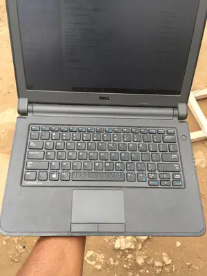 Laptop Dell Latitude 13 3340 4GB Intel Core I3 SSD 500GB