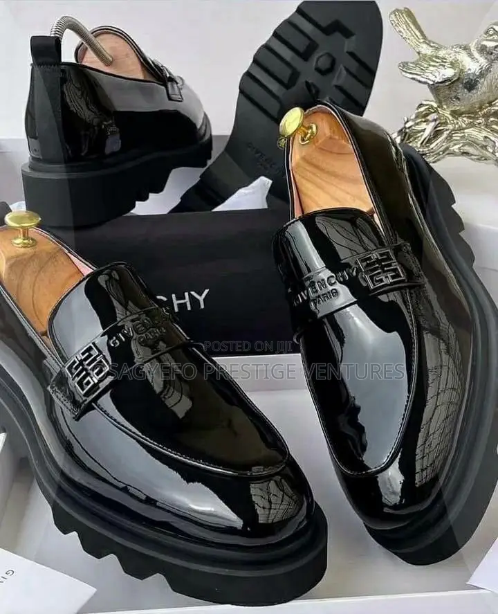 Givenchy Mirror Shoe