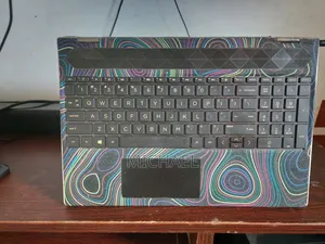 Laptop HP Envy x360 Convertible 15 es2xx 8GB Intel Core i5 HDD 1T