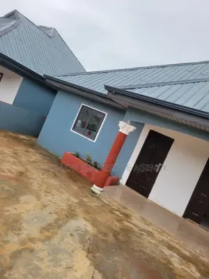 3bdrm Bungalow in Kasoa Cp, Bluetop Estate for sale