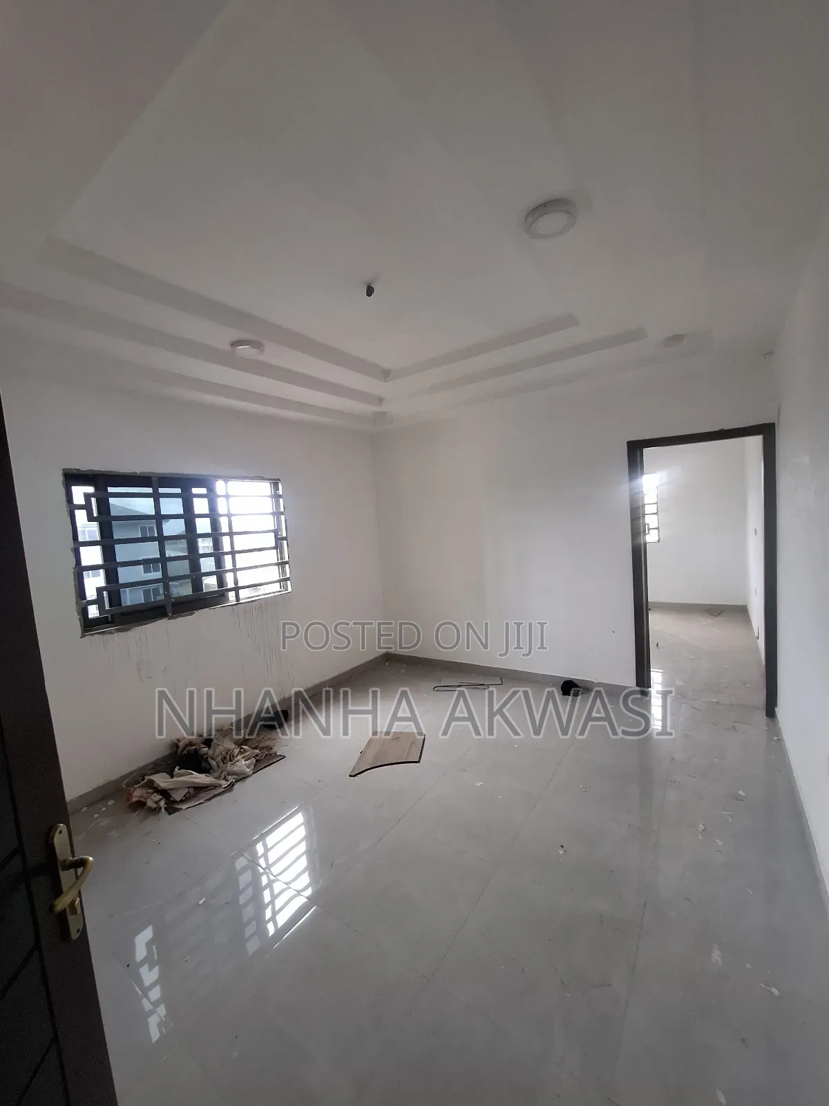 1bdrm Apartment in Community 23, Tema Metropolitan for rent