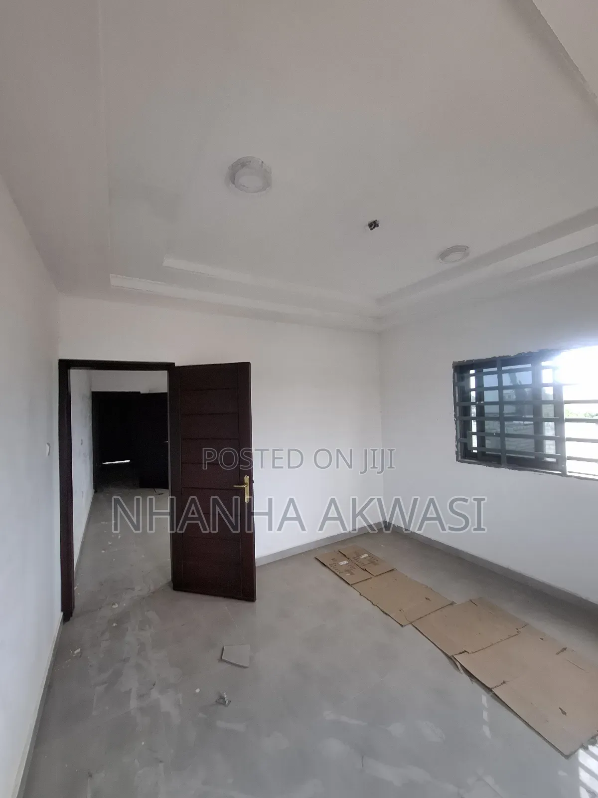 1bdrm Apartment in Community 23, Tema Metropolitan for rent
