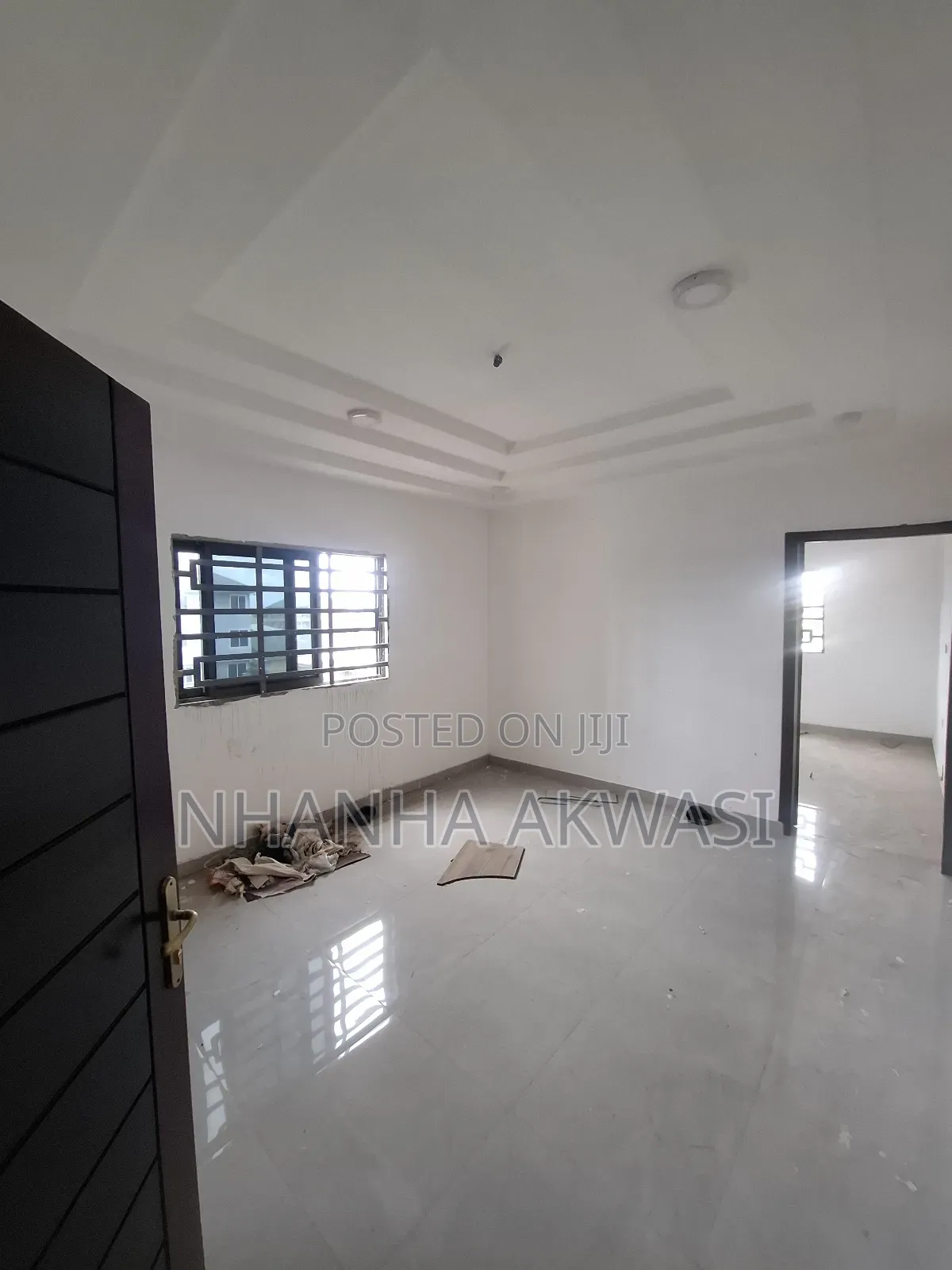 1bdrm Apartment in Community 23, Tema Metropolitan for rent