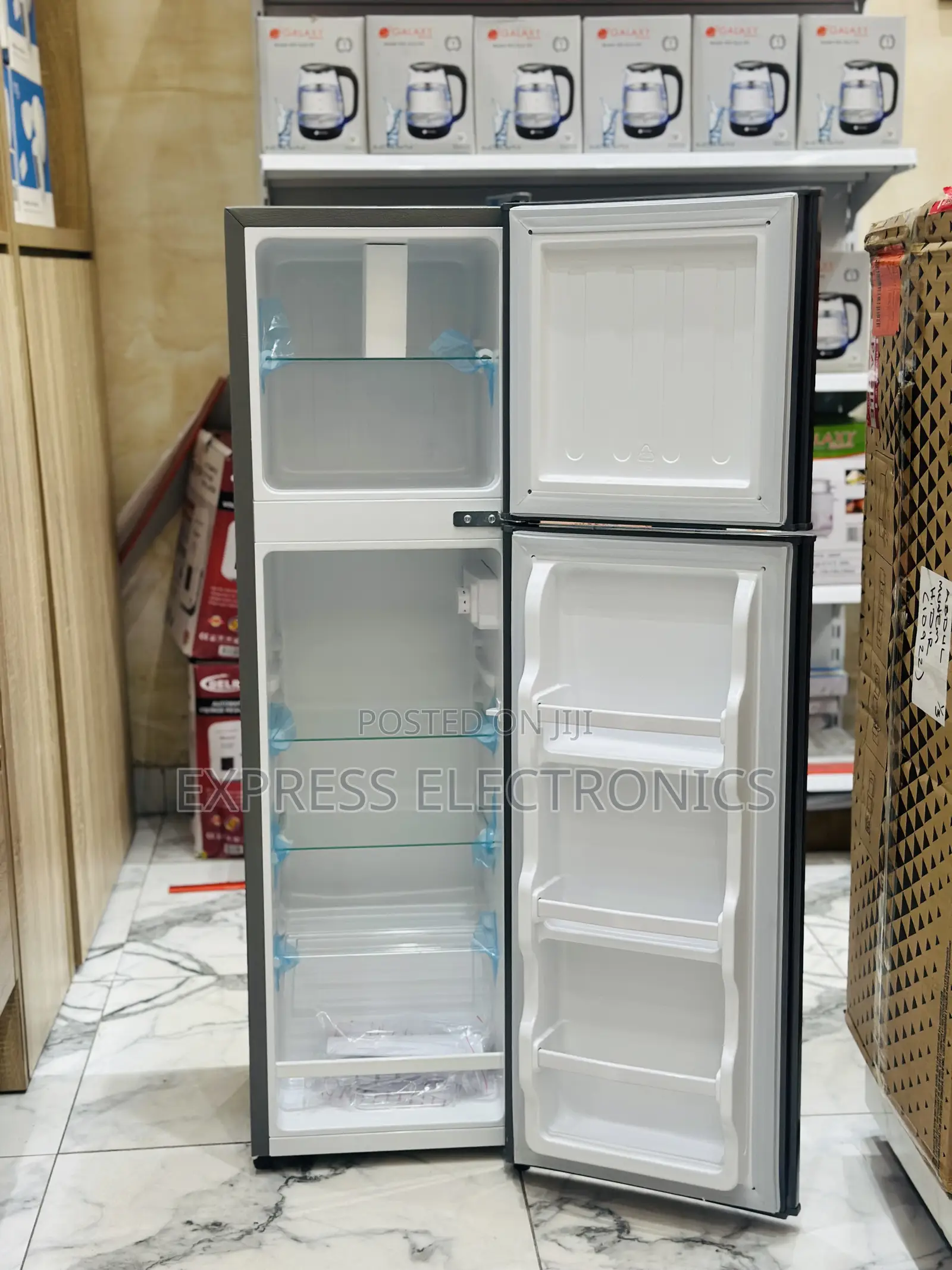 Nasf2-13s. 1900 Double Door Fridge Nasco