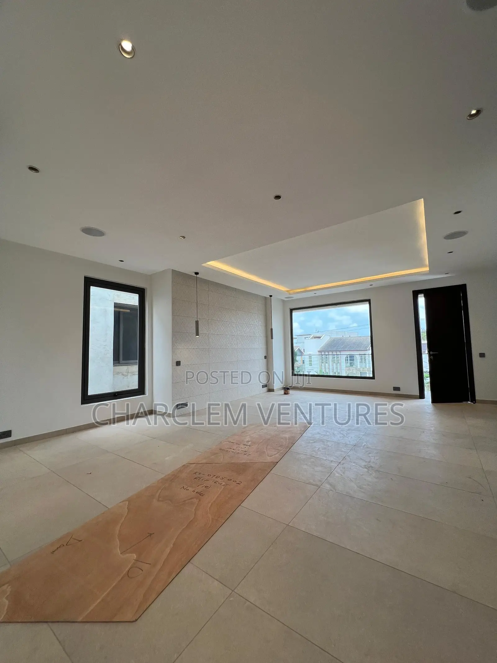 5bdrm House in Charclem Ventures, East Legon for sale