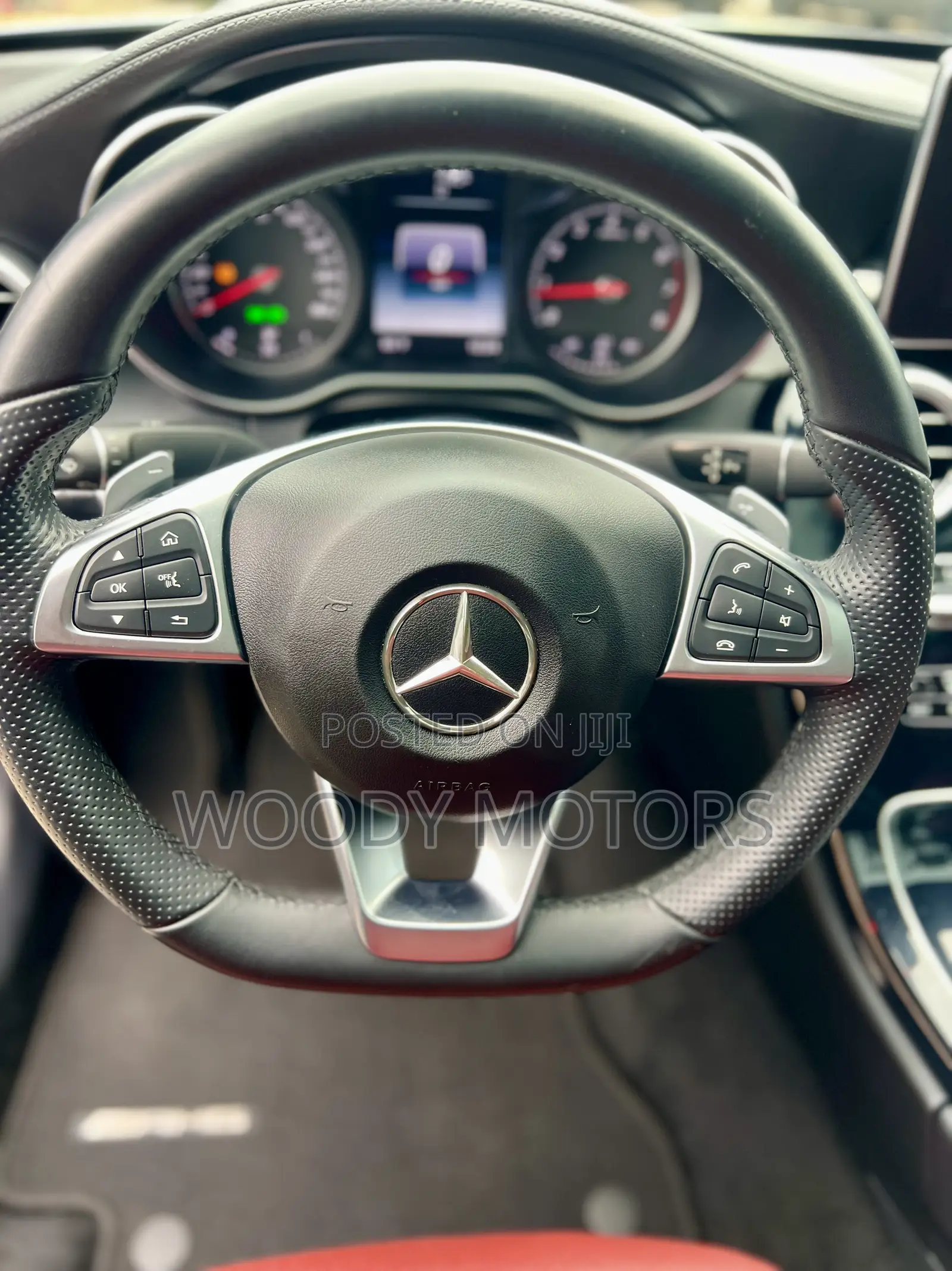 Mercedes-Benz C300 Sport 4dr AWD 4Matic Sedan (2.0L 4cyl 7A) 2015