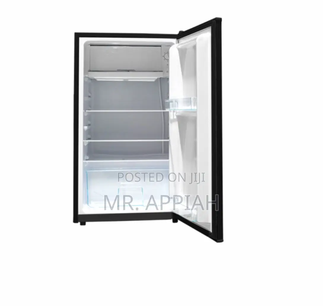 Nasco 92l 2-Star Single Door Table Top Refrigerator in Black 